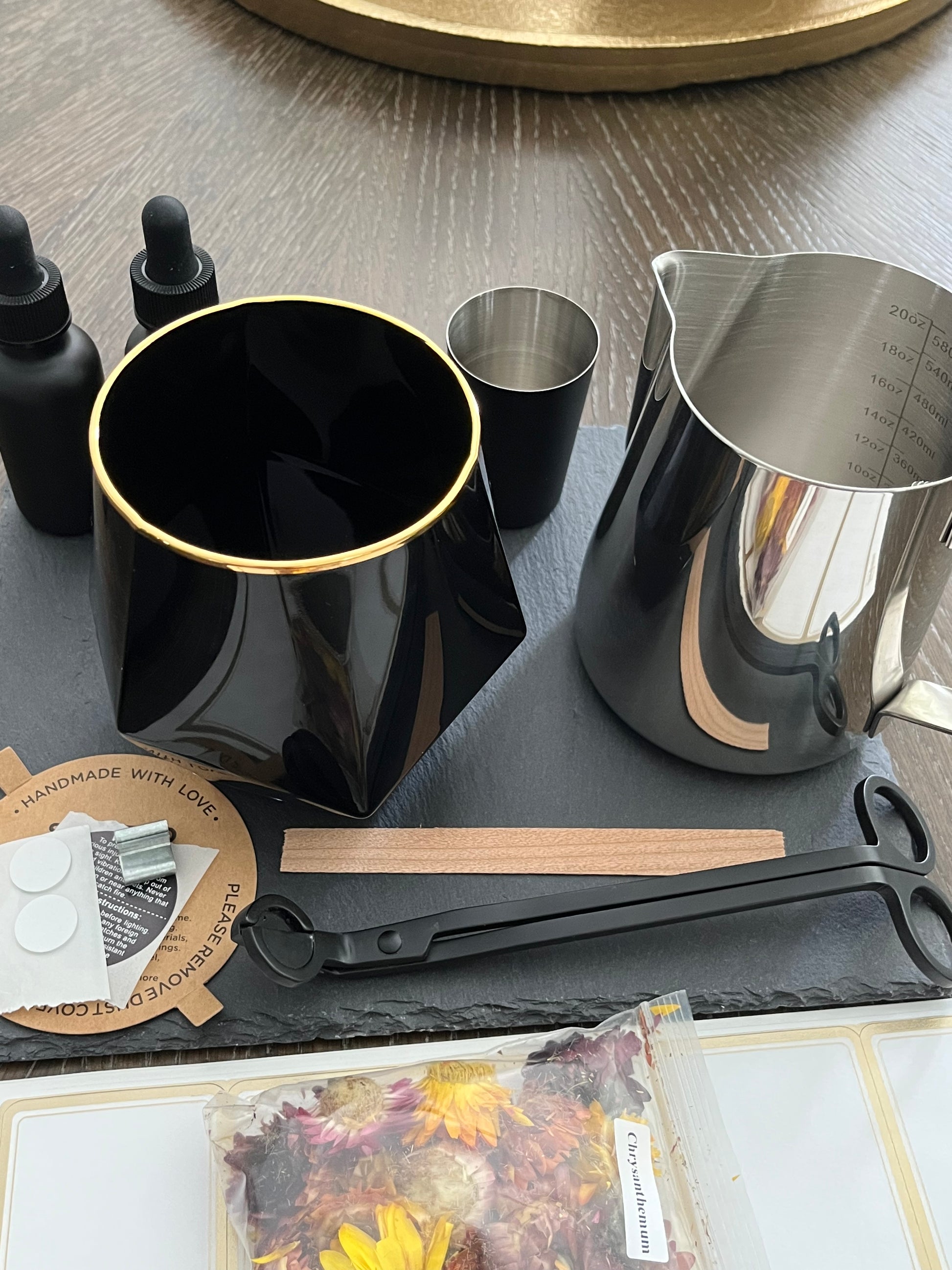 Scents & Sips Luxury Candlemaking Experience